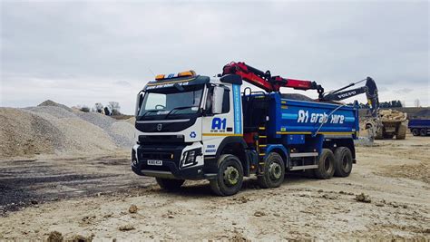 Grab hire shadoxhurst the best family12 to 14 tonnes